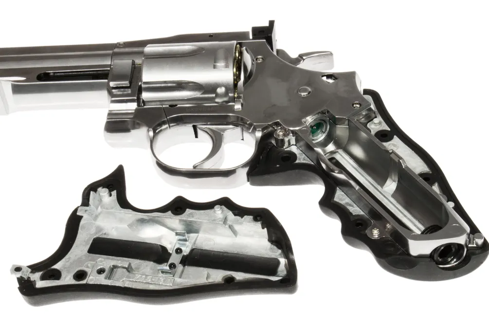 Rodes Dan Wesson 715 .357 Magnum 6″ Fuld metal – Chrome Discount