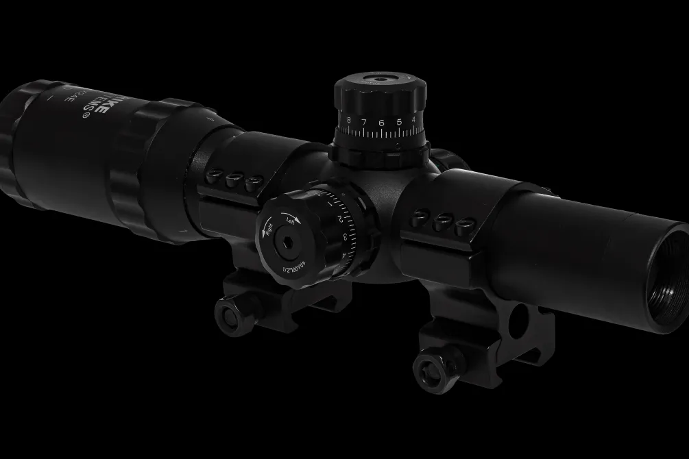 Rodes Short dot scope 1-4×24 CQB med lyskryds – Strike Systems Clearance